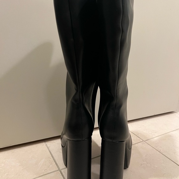 Black zip platform go-go boots - Picture 3 of 4